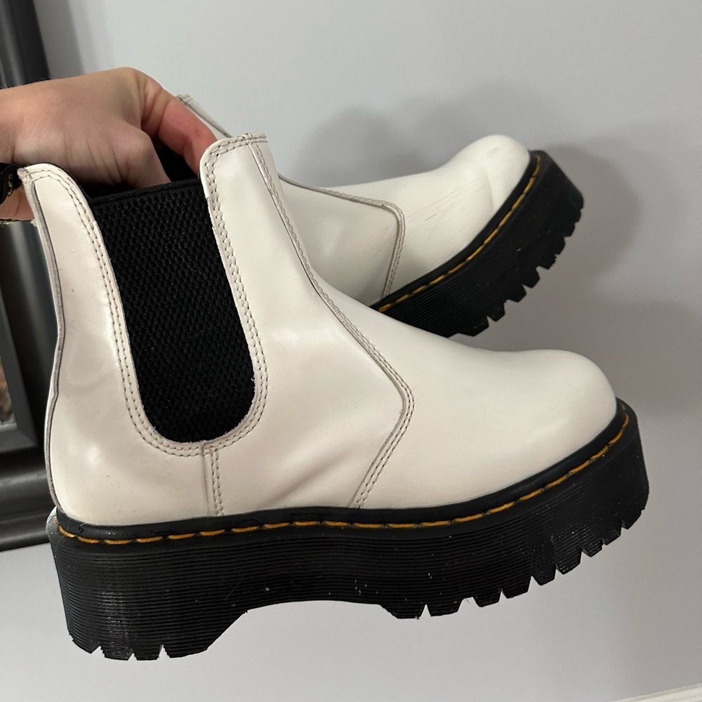 Platform Doc Martens